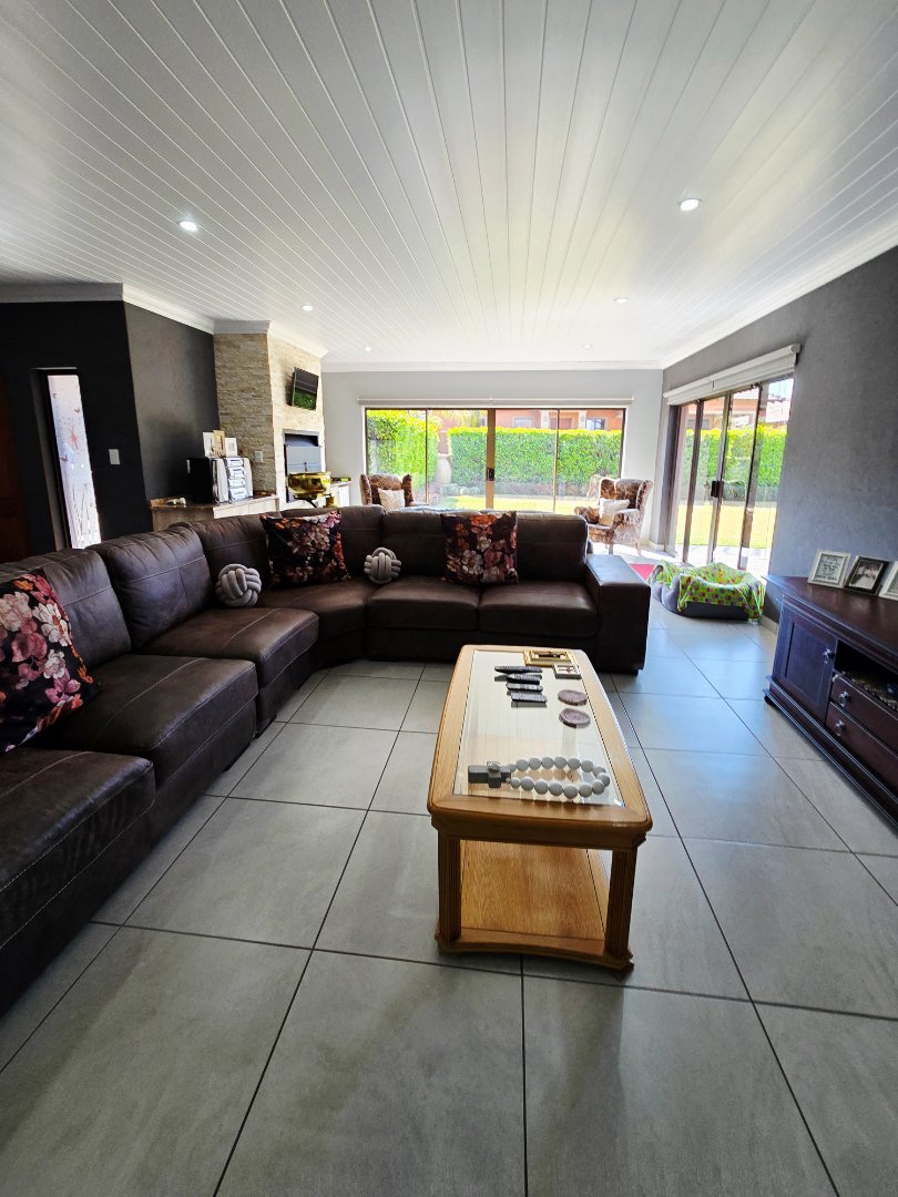 3 Bedroom Property for Sale in Wilkoppies North West